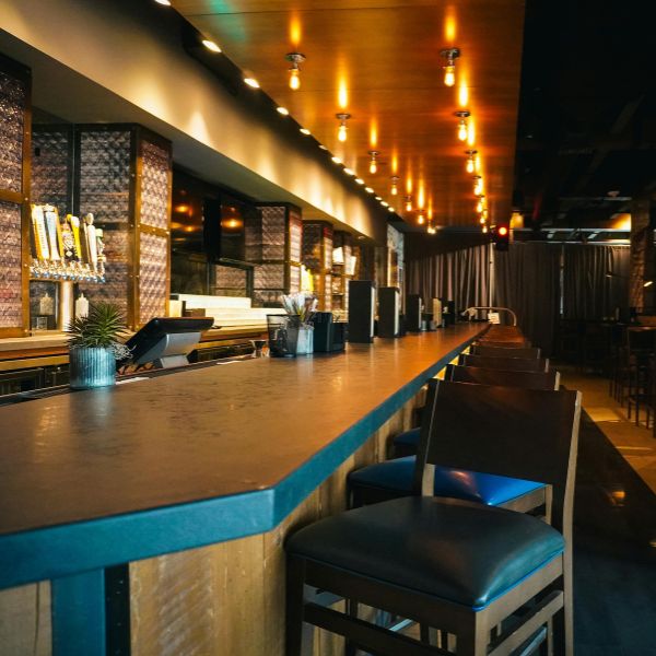 Bars & Pubs